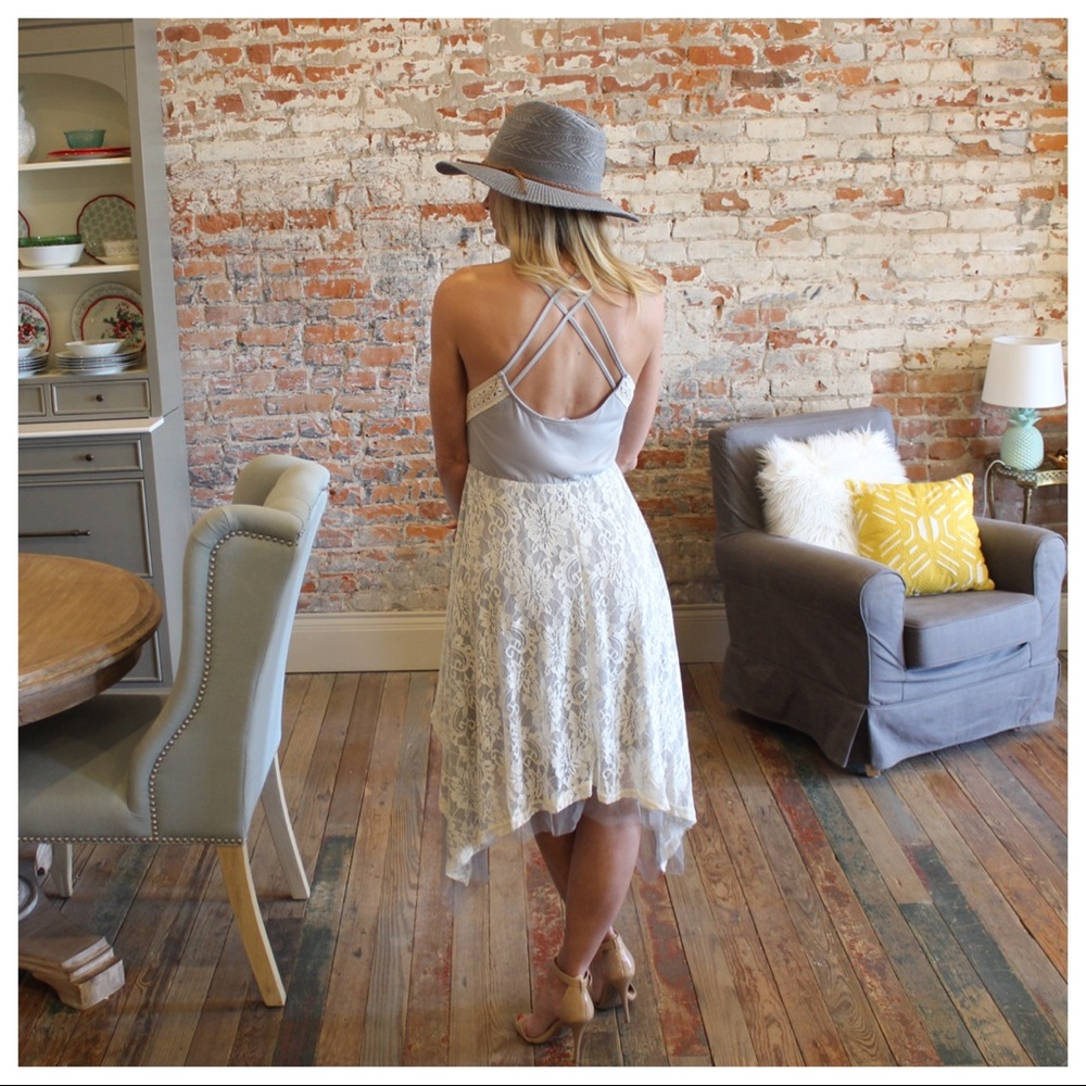 ✨LAST ONE✨Gray layered lace tank dress - Picture 3 of 3
